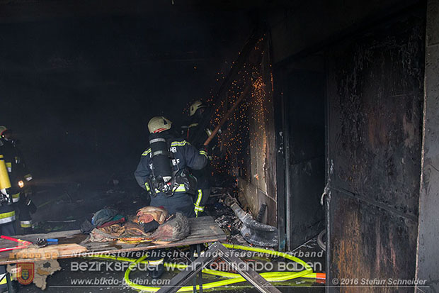 20160301 Lagerhallenbrand im Gewerbepark Traiskirchen  Foto: © Stefan Schneider