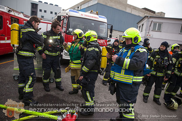 20160301 Lagerhallenbrand im Gewerbepark Traiskirchen  Foto: © Stefan Schneider