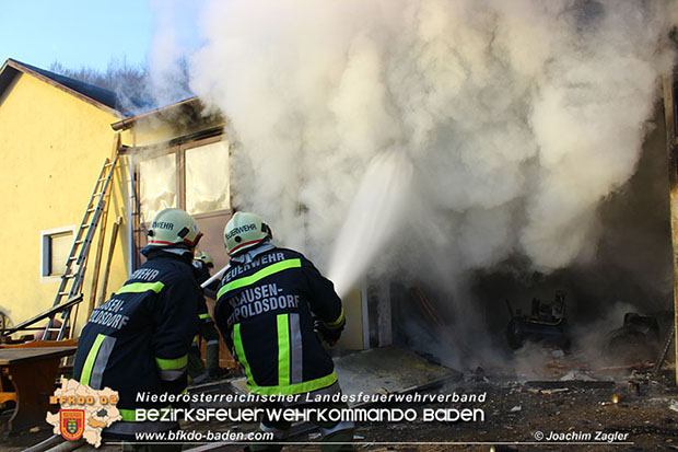 20160402 Garagenbrand auf Bauernhof in Klausen-Leopoldsdorf  Foto: © Joachim Zagler