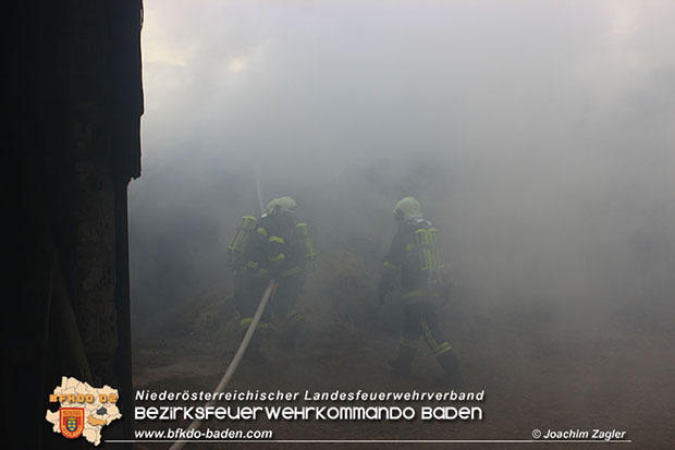 20160402 Garagenbrand auf Bauernhof in Klausen-Leopoldsdorf  Foto: © Joachim Zagler