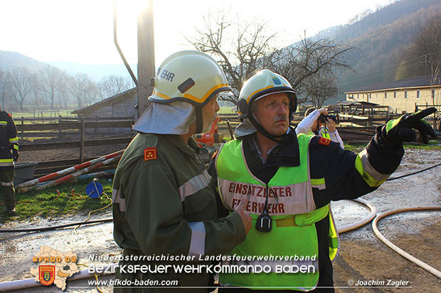 20160402 Garagenbrand auf Bauernhof in Klausen-Leopoldsdorf  Foto: © Joachim Zagler