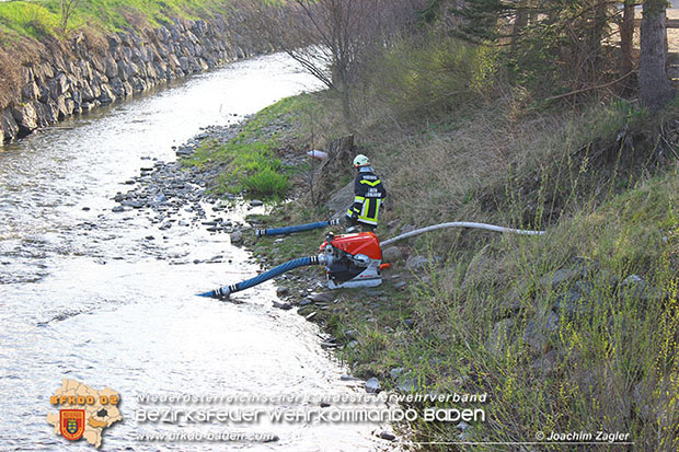 20160402 Garagenbrand auf Bauernhof in Klausen-Leopoldsdorf  Foto: © Joachim Zagler