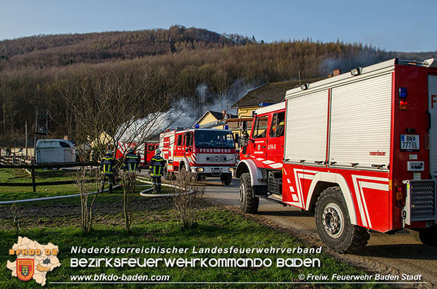 20160402 Garagenbrand auf Bauernhof in Klausen-Leopoldsdorf  Foto: © Tobias Dürhammer