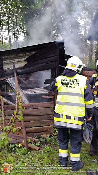 20160423 Brand einer Holzhuette in Siegenfeld-Rosental  Foto: © FF Siegenfeld