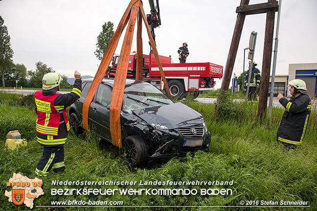 20160515 Verkehrsunfall LB210 Tribuswinkel  Foto: © Stefan Schneider