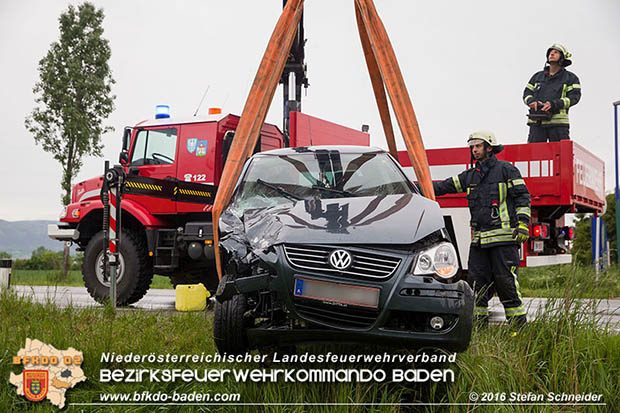 20160515 Verkehrsunfall LB210 Tribuswinkel  Foto: © Stefan Schneider