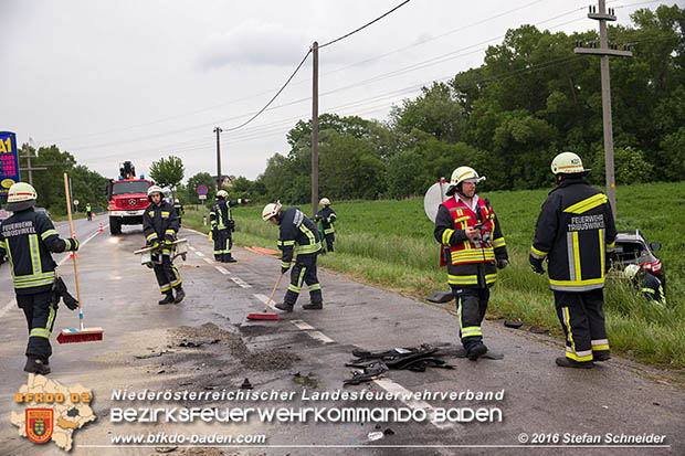 20160515 Verkehrsunfall LB210 Tribuswinkel  Foto: © Stefan Schneider