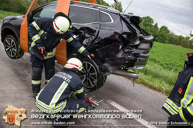 20160515 Verkehrsunfall LB210 Tribuswinkel  Foto: © Stefan Schneider