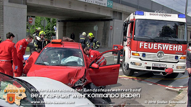 20160517 Verkehrsunfall in Baden  Foto: © Stefan Schneider