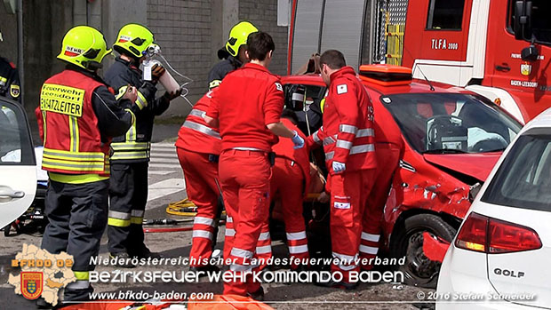 20160517 Verkehrsunfall in Baden  Foto: © Stefan Schneider