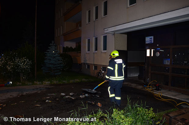 20160605 Brand im Muelllagerraum eines Wohnhauses im Ortsteil Baden Leesdorf   Foto: © Thomas Lenger Monatsrevue.at