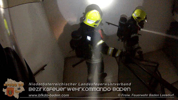 20160605 Brand im Muelllagerraum eines Wohnhauses im Ortsteil Baden Leesdorf   Foto: © Georg Mrvka FF Baden-Leesdorf