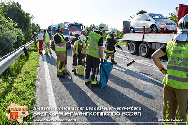 2016_06_17 Verkehrsunfall mit Menschenrettung LB210 Ebreichsdorf - Oberwaltersdorf  Foto: © Rene Weiner