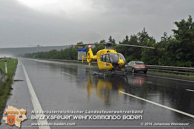 20160620 Verkehrsunfall auf der A2 Südautobahn RFB Süd vor Abfahrt Wöllersdorf  Foto: © Johannes Weinbauer