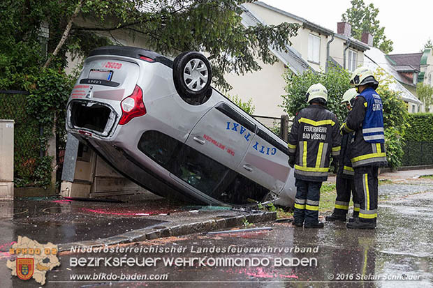 20160620 Verkehrsunfall im Stadtgebiet Bad Vöslau  Foto: © Stefan Schneider