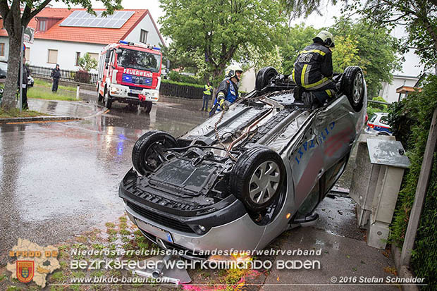 20160620 Verkehrsunfall im Stadtgebiet Bad Vöslau  Foto: © Stefan Schneider