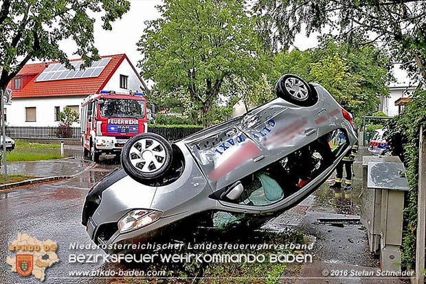 20160620 Verkehrsunfall im Stadtgebiet Bad Vöslau  Foto: © Stefan Schneider