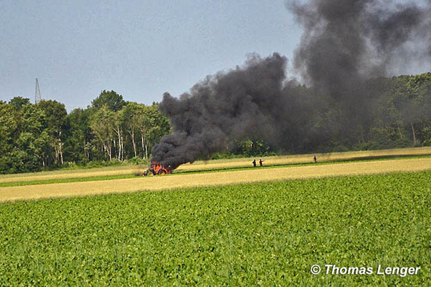 20160624 Traktorbrand bei Ebreichsdorf   Foto: © Thomas Lenger