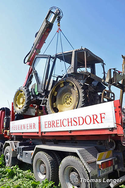 20160624 Traktorbrand bei Ebreichsdorf   Foto: © Thomas Lenger