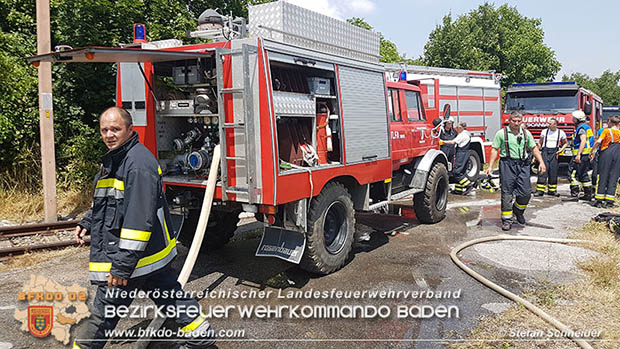 20160625 Flurbrände auf der Südbahnstrecke durch defekte Bremse eines Güterzuges Foto: © Stefan Schneider