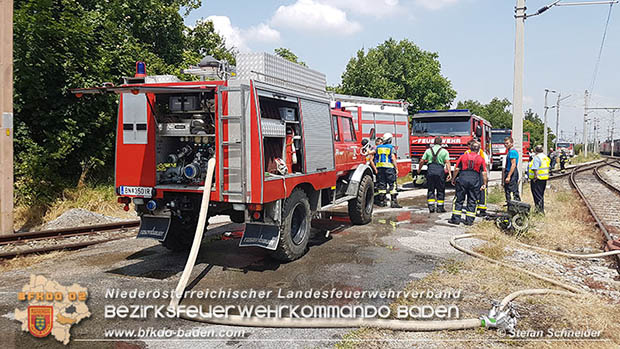 20160625 Flurbrände auf der Südbahnstrecke durch defekte Bremse eines Güterzuges Foto: © Stefan Schneider