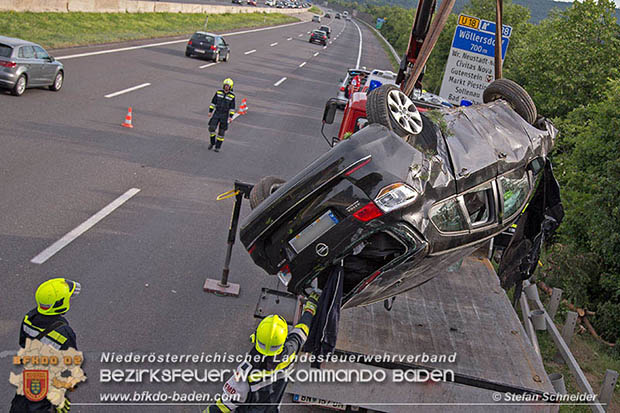 20160708 Verkehrsunfall A2 Südautobahn RFb Süd bei Wöllersdorf Foto: © Stefan Schneider