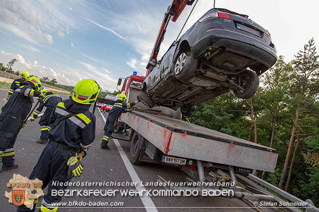 20160708 Verkehrsunfall A2 Südautobahn RFb Süd bei Wöllersdorf Foto: © Stefan Schneider