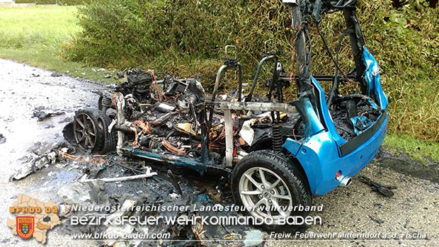 20160714 Brand eines Moped-Autos in Mitterndorf a.d.Fischa  Foto: © Josef Troll