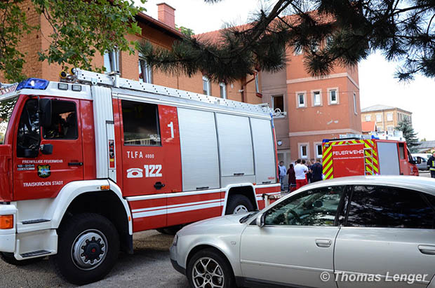 20160715 Vermeintlicher Schadstoffeinsatz in Wohnhausanlage in Traiskirchen Foto: © Thomas Lenger