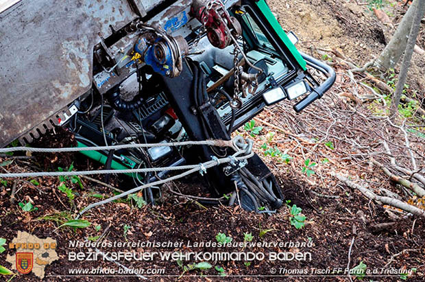 20160715 Bergung der verunglückten Arbeitsmaschine nach schweren Forstunfall  Foto:© Thomas Tisch