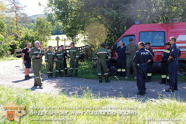 20160823 Personensuche nach 7o-jähriger Dame in Klausen-Leopoldsdorf  Foto: © Joachim ZAGLER