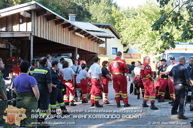 20160823 Personensuche nach 7o-jähriger Dame in Klausen-Leopoldsdorf  Foto: © Joachim ZAGLER