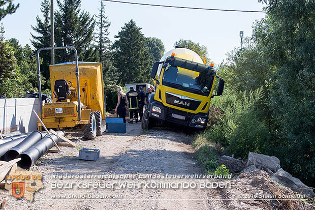 20160823 Baufahrzeugbergung in Tribuswinkel  Foto: © Stefan Schneider