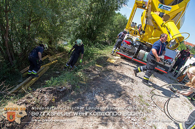 20160823 Baufahrzeugbergung in Tribuswinkel  Foto: © Stefan Schneider