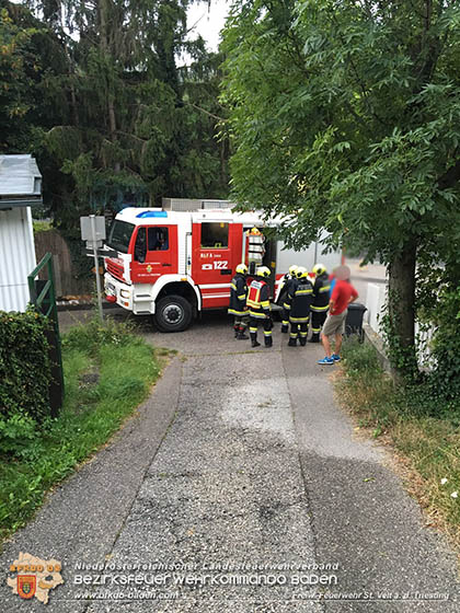 20160829 Aufwendige Fahrzeugbergung in St.Veita.d.Triesting Fotos: © Michael Hafellner u. Max Weinbauer FF St.Veit 20160829 Aufwendige Fahrzeugbergung in St.Veita.d.Triesting Fotos: © Michael Hafellner u. Max Weinbauer FF St.Veit