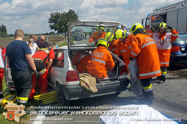20160830 Verkehrsunfall LB60 Reisenberg  Foto: © FF Reisenberg