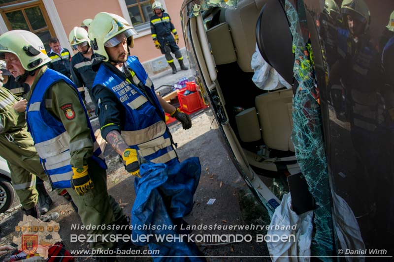 20160903 Menschenrettung Gainfarn Foto: © Daniel Wirth 20160903 Menschenrettung Gainfarn Foto: © Daniel Wirth