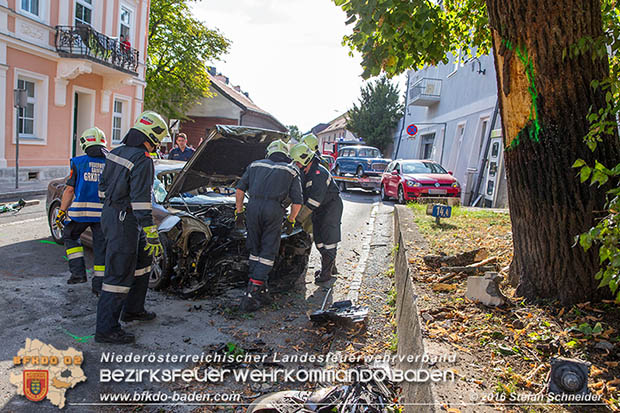 20160903 Menschenrettung Gainfarn Foto: © Stefan Schneider 20160903 Menschenrettung Gainfarn Foto: © Stefan Schneider