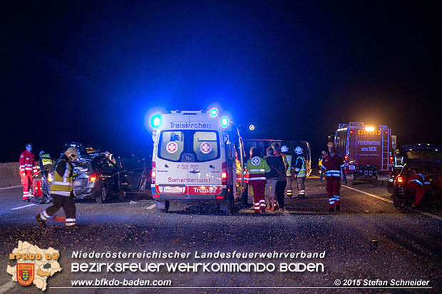 20160908 LKW Unfall A2 Traiskirchen-Guntramsdorf  Foto: © Stefan Schneider