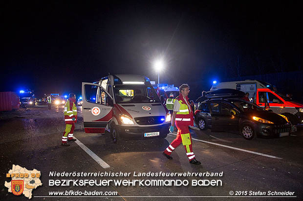20160908 LKW Unfall A2 Traiskirchen-Guntramsdorf  Foto: © Stefan Schneider