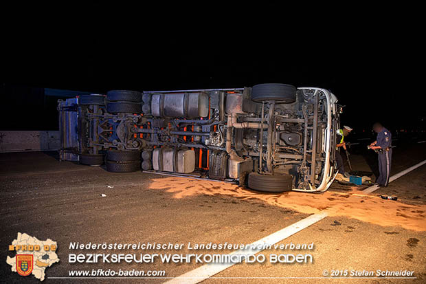 20160908 LKW Unfall A2 Traiskirchen-Guntramsdorf  Foto: © Stefan Schneider