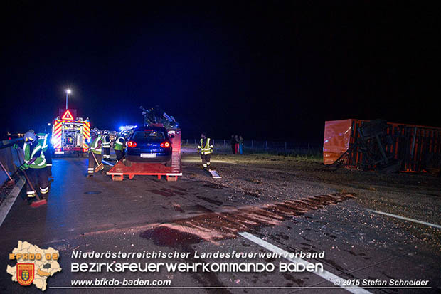 20160908 LKW Unfall A2 Traiskirchen-Guntramsdorf  Foto: © Stefan Schneider