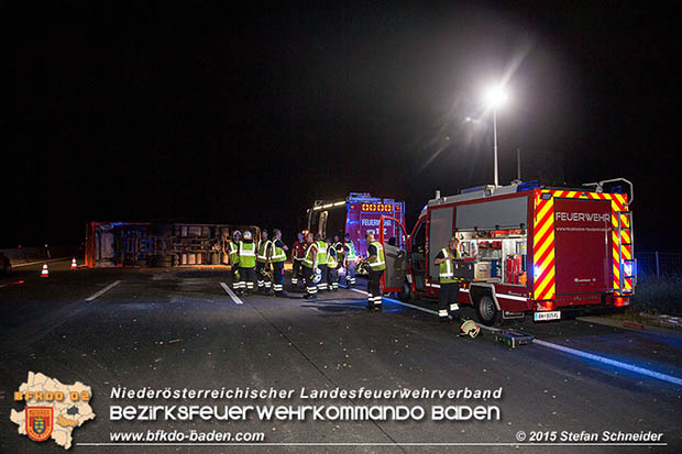 20160908 LKW Unfall A2 Traiskirchen-Guntramsdorf  Foto: © Stefan Schneider