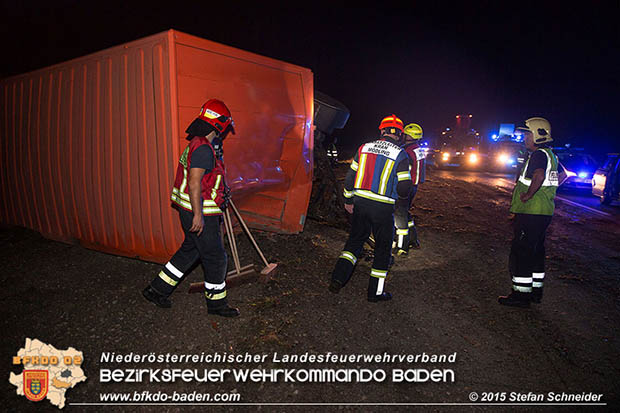 20160908 LKW Unfall A2 Traiskirchen-Guntramsdorf  Foto: © Stefan Schneider