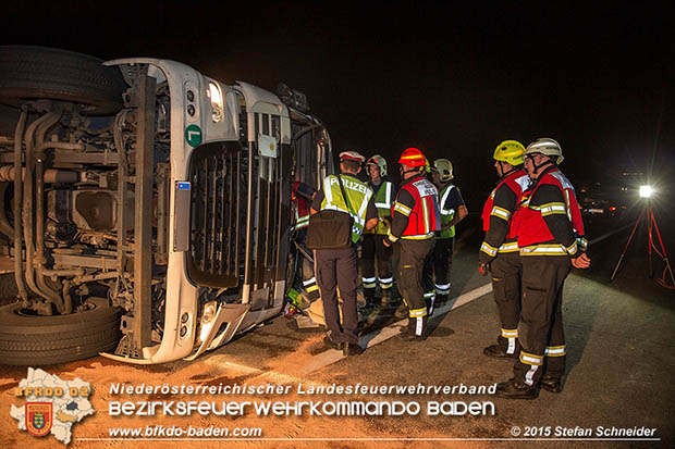 20160908 LKW Unfall A2 Traiskirchen-Guntramsdorf  Foto: © Stefan Schneider