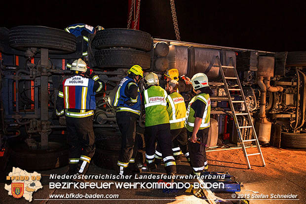 20160908 LKW Unfall A2 Traiskirchen-Guntramsdorf  Foto: © Stefan Schneider