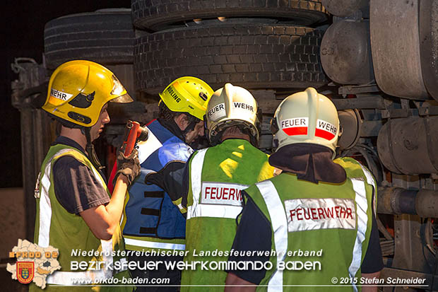 20160908 LKW Unfall A2 Traiskirchen-Guntramsdorf  Foto: © Stefan Schneider