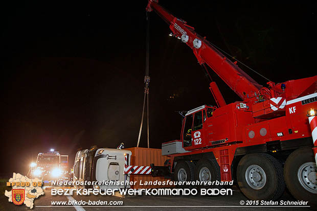 20160908 LKW Unfall A2 Traiskirchen-Guntramsdorf  Foto: © Stefan Schneider