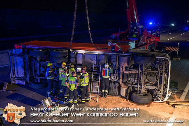 20160908 LKW Unfall A2 Traiskirchen-Guntramsdorf  Foto: © Stefan Schneider