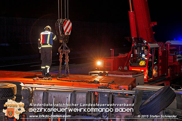 20160908 LKW Unfall A2 Traiskirchen-Guntramsdorf  Foto: © Stefan Schneider